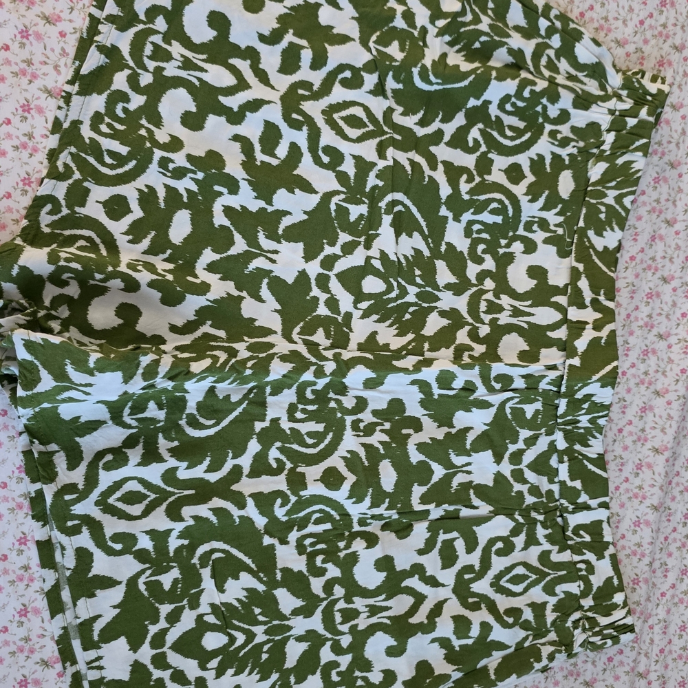 Patterned Shorts X2 - Picture 8 of 9